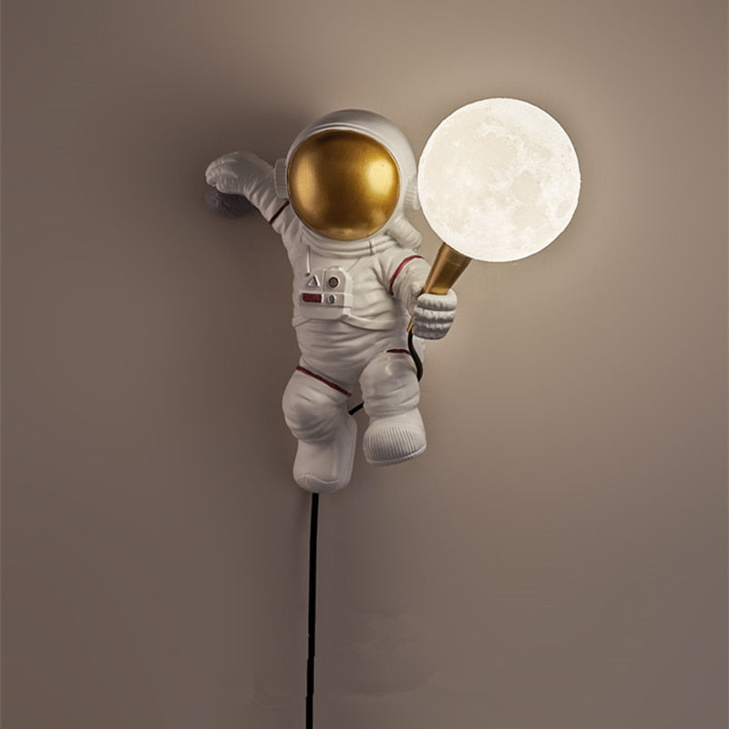 Astronauto mėnulio šviestuvas